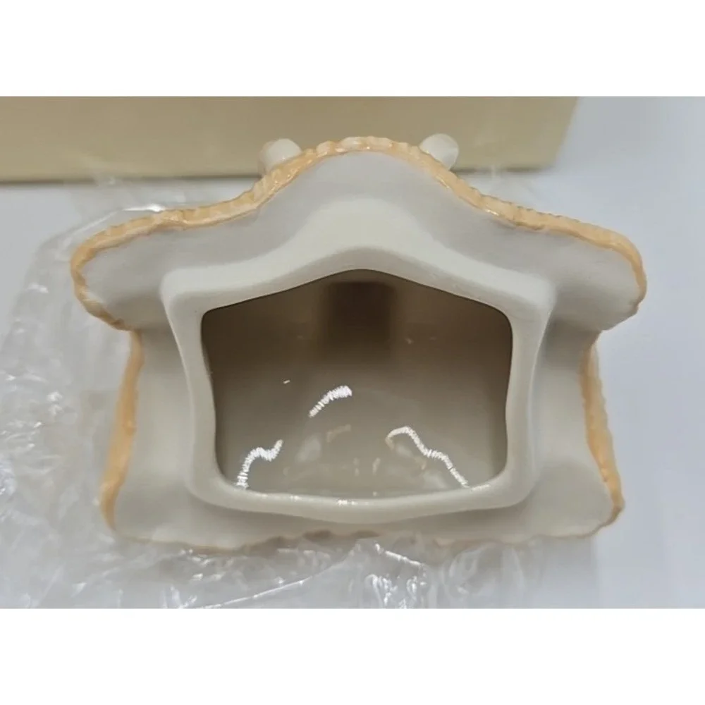 NEW Lenox Disney Seven‎ Dwarfs 24-karat Gold Cottage Sugar and Creamer Set 2004